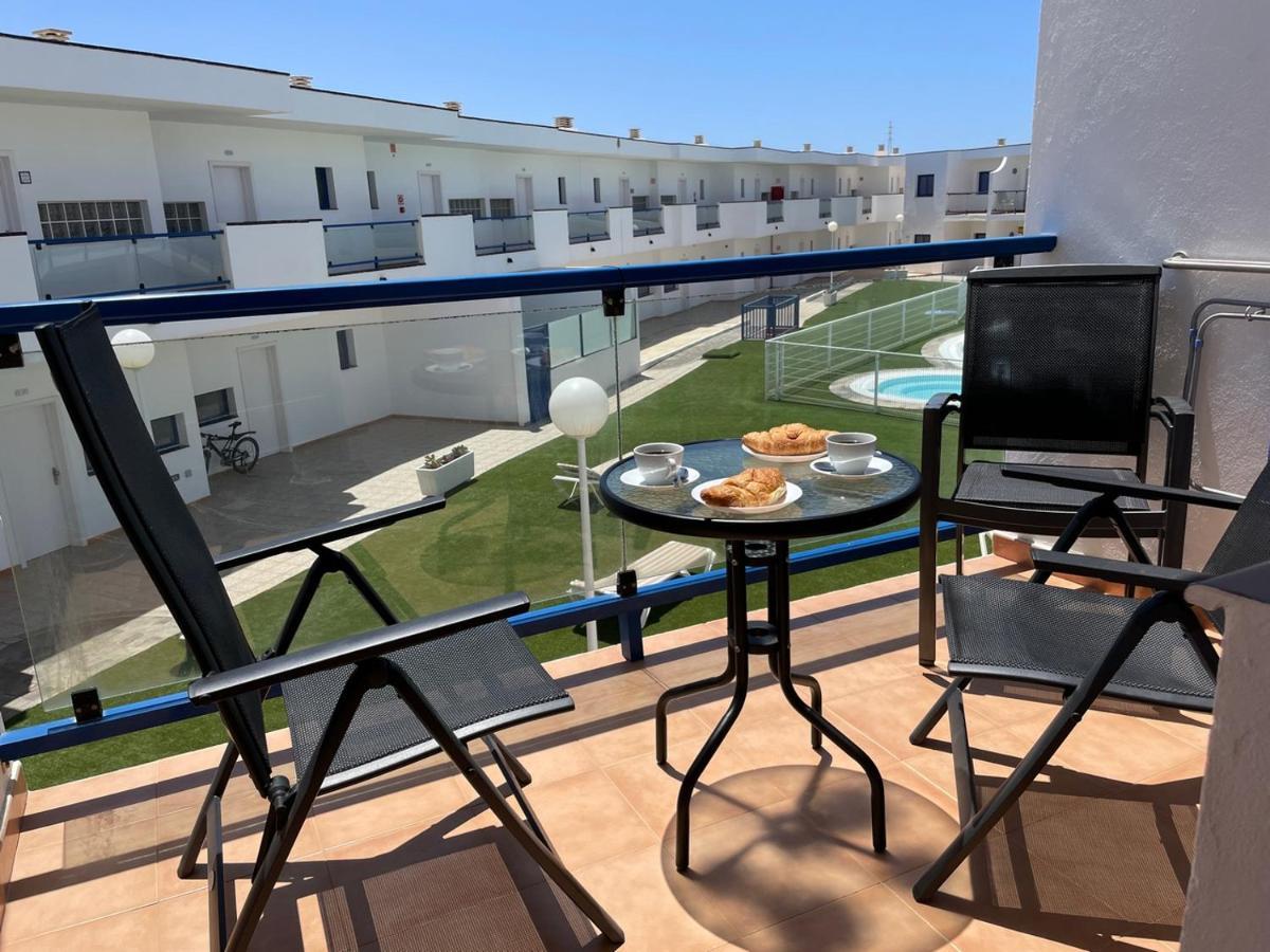 Apartamento Vilem & Piscina, Wi-Fi Costa Calma Exteriör bild